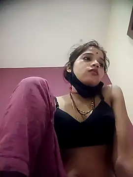 Snapshot of Mahek_love143 chatting on 06-02-26, 11:29 Mahek love143 online show from 06-02-26, 11:29