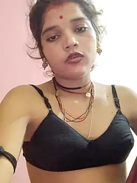 Snapshot of Mahek_love143 chatting on 06-12-26, 11:03 Mahek love143 online show from 06-12-26, 11:03