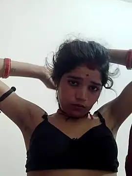 Snapshot of Mahek_love143 chatting on 07-02-26, 10:27 Mahek love143 online show from 07-02-26, 10:27
