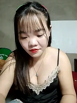 Snapshot of Meomeo-meo chatting on 10-23-25, 12:48 Meomeo-meo online show from 10-23-25, 12:48