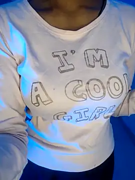 Nisha queen675 online show from 10-08-25, 06:55