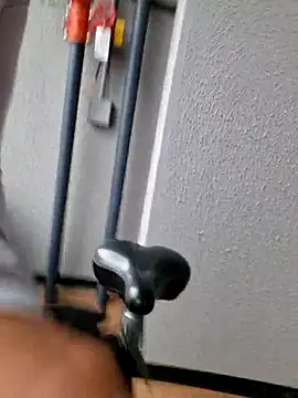 Snapshot of Coraline__dk2 chatting on 10-25-25, 12:45 Coraline dk2 online show from 10-25-25, 12:45