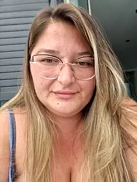 HornyBella88 online show from 09-26-25, 07:45