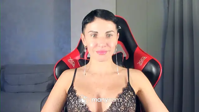 Angel iam online show from 06-05-26, 05:51