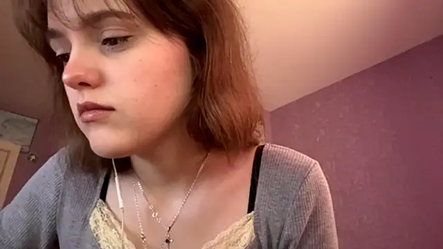 Snapshot of ShannanJou chatting on 10-18-25, 10:27 ShannanJou online show from 10-18-25, 10:27
