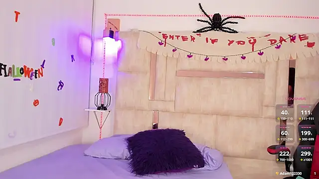 emily  walker online show from 10-22-25, 01:22