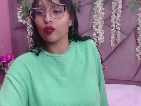 LILI CANDIES online show from 09-30-25, 01:16