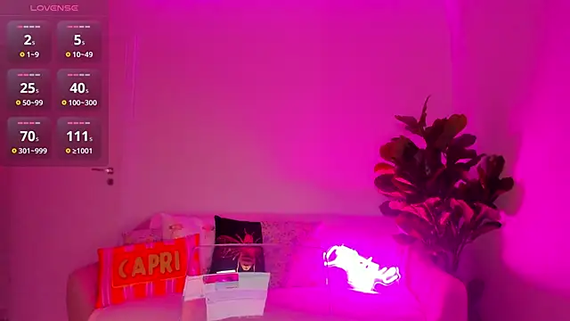 TiaBelle online show from 11-08-25, 06:18