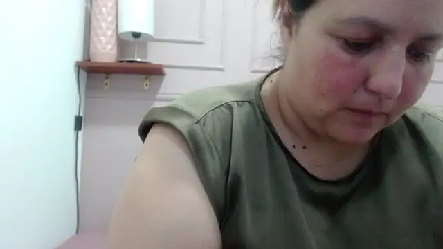 Snapshot of SweetRouse__ chatting on 10-07-25, 02:03 SweetRouse online show from 10-07-25, 02:03