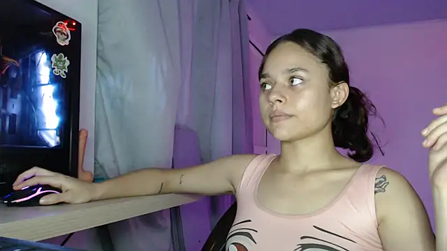 LittleCheerry69 online show from 11-10-25, 06:51