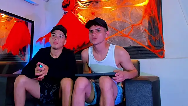 ALEX MILLER25 online show from 10-27-25, 04:49