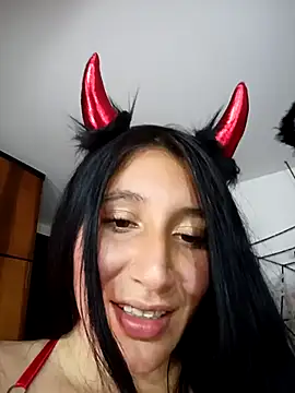 Snapshot of __Antonella chatting on 10-05-25, 03:16 Antonella online show from 10-05-25, 03:16