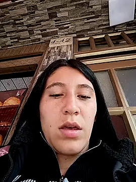 Snapshot of __Antonella chatting on 10-10-25, 03:22 Antonella online show from 10-10-25, 03:22