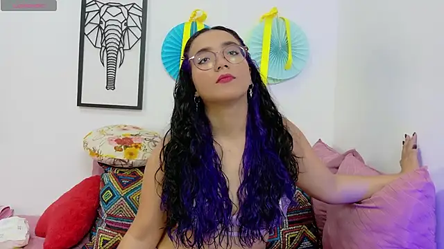 LucyDerby online show from 10-03-25, 09:56