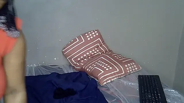 Bellabootie online show from 11-30-25, 07:07