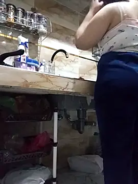 Snapshot of lily_sx chatting on 04-14-26, 08:04 lily sx online show from 04-14-26, 08:04