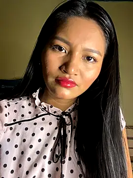 Snapshot of fenixzara chatting on 09-24-25, 06:33 fenixzara online show from 09-24-25, 06:33