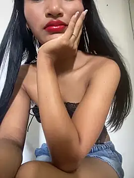 Snapshot of fenixzara chatting on 10-14-25, 01:56 fenixzara online show from 10-14-25, 01:56