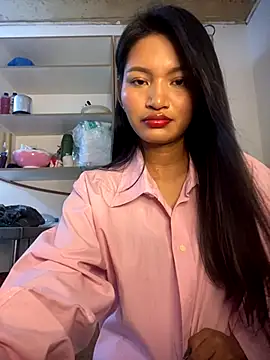 Snapshot of fenixzara chatting on 10-16-25, 06:42 fenixzara online show from 10-16-25, 06:42