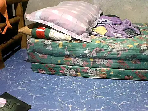 Ella marie14 online show from 11-15-25, 10:59