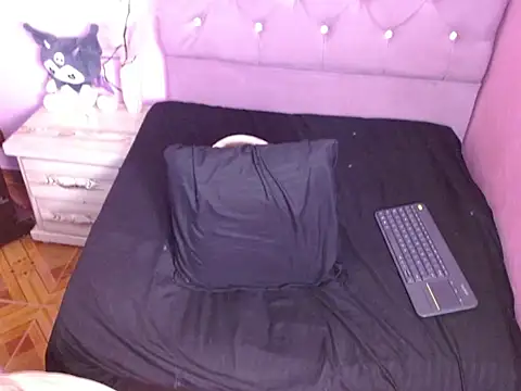 sabrinapaulson1111 online show from 06-04-26, 09:54
