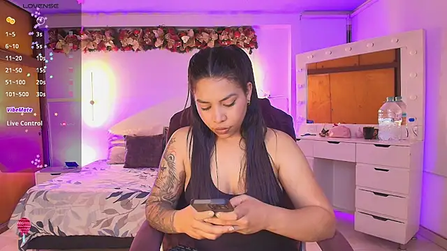 kloe28 online show from 01-11-26, 04:06