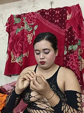 Love Queen11 online show from 07-19-26, 03:49