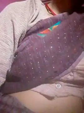 Snapshot of Hot_rieal6 chatting on 04-09-26, 03:50 Hot rieal6 online show from 04-09-26, 03:50