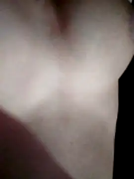 Snapshot of Hot_rieal6 chatting on 04-11-26, 04:22 Hot rieal6 online show from 04-11-26, 04:22