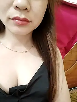 Snapshot of Girl_Shy2000 chatting on 10-04-25, 07:17 Girl Shy2000 online show from 10-04-25, 07:17