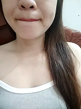 Snapshot of Girl_Shy2000 chatting on 10-24-25, 10:50 Girl Shy2000 online show from 10-24-25, 10:50