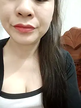 Snapshot of Girl_Shy2000 chatting on 11-15-25, 02:46 Girl Shy2000 online show from 11-15-25, 02:46