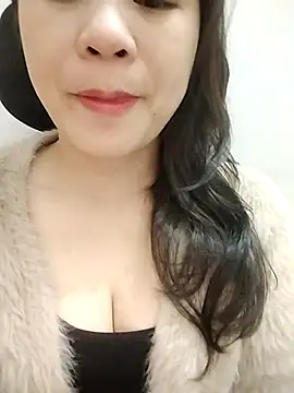 Girl Shy2000 online show from 01-12-26, 12:38