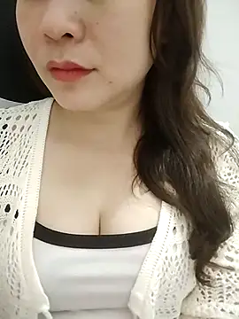 Girl Shy2000 online show from 03-28-26, 11:26