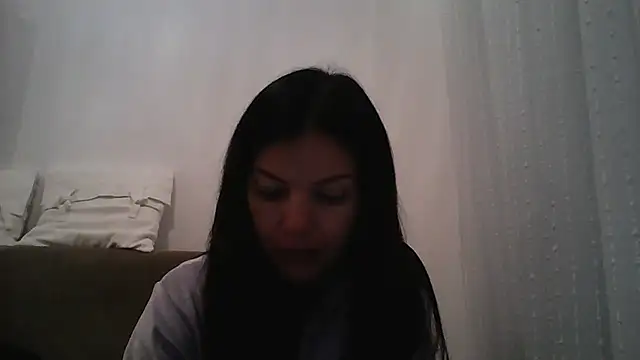 Snapshot of Lorivell chatting on 12-04-25, 07:39 Lorivell online show from 12-04-25, 07:39