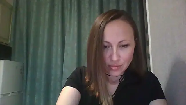 Snapshot of Norivani chatting on 10-28-25, 02:53 Norivani online show from 10-28-25, 02:53