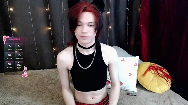 Snapshot of evan_reinhart chatting on 11-11-25, 08:47 evan reinhart online show from 11-11-25, 08:47