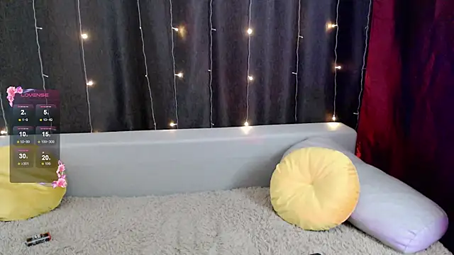 Snapshot of evan_reinhart chatting on 11-17-25, 09:31 evan reinhart online show from 11-17-25, 09:31