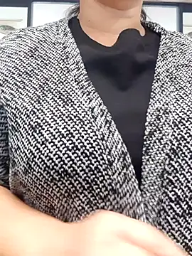 Kimkhaepretty online show from 01-07-26, 03:09