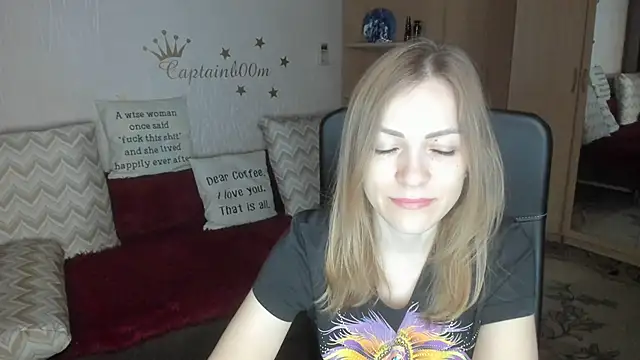 Tiffany Bates online show from 11-14-25, 04:11