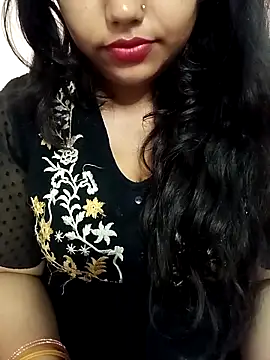 Snapshot of Miss_Rose__ chatting on 10-31-25, 07:09 Miss Rose online show from 10-31-25, 07:09