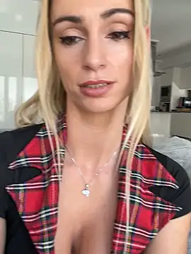 ericafontesx online show from 10-10-25, 12:04