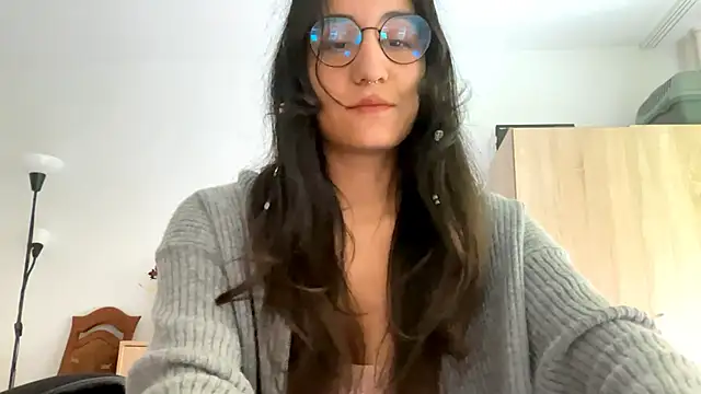 Snapshot of EvaJetty chatting on 11-01-25, 01:13 EvaJetty online show from 11-01-25, 01:13