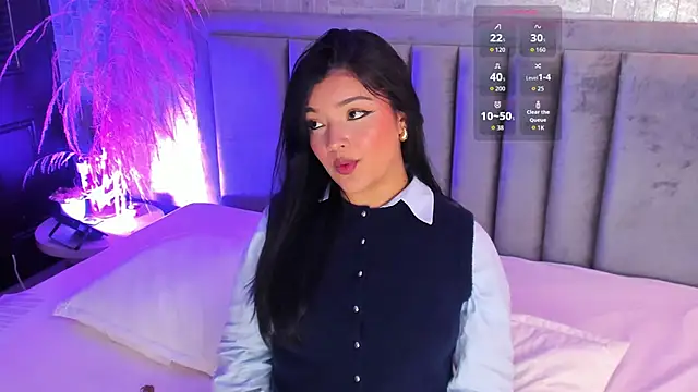 EmmaBlossom online show from 10-08-25, 07:33