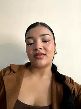 EmmaBlossom online show from 10-11-25, 06:28