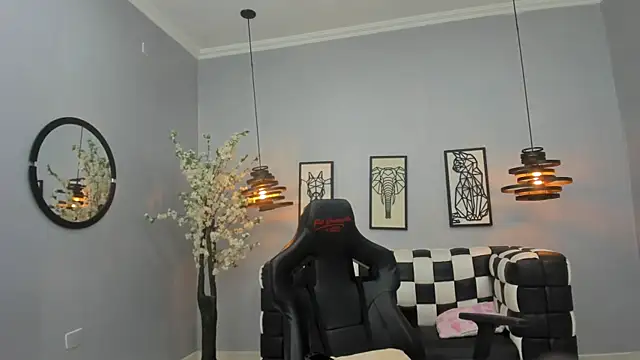 Kira Naughty online show from 10-11-25, 11:42