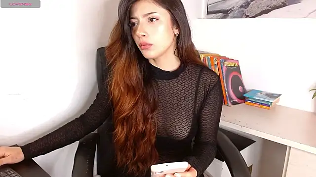 Snapshot of Adrianna5_ chatting on 03-24-26, 08:30 Adrianna5 online show from 03-24-26, 08:30