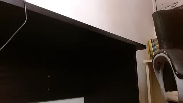 Snapshot of Adrianna5_ chatting on 04-01-26, 08:48 Adrianna5 online show from 04-01-26, 08:48