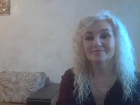 Snapshot of LadySexyBlond chatting on 04-23-26, 01:02 LadySexyBlond online show from 04-23-26, 01:02