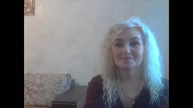 Snapshot of LadySexyBlond chatting on 07-14-26, 04:23 LadySexyBlond online show from 07-14-26, 04:23